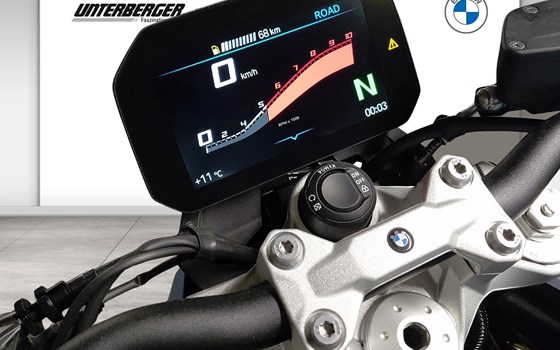 Gebrauchtmotorrad BMW F 900 R - Bild 8