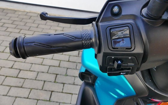 Gebrauchtmotorrad Yamaha RayZR - Bild 8