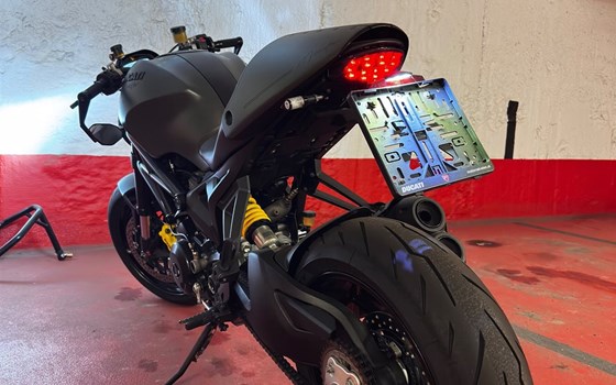 Gebrauchtmotorrad Ducati Monster 1100 Evo - Bild 1