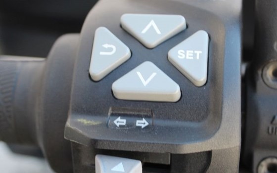 Gebrauchtmotorrad Husqvarna Norden 901 - Bild 13