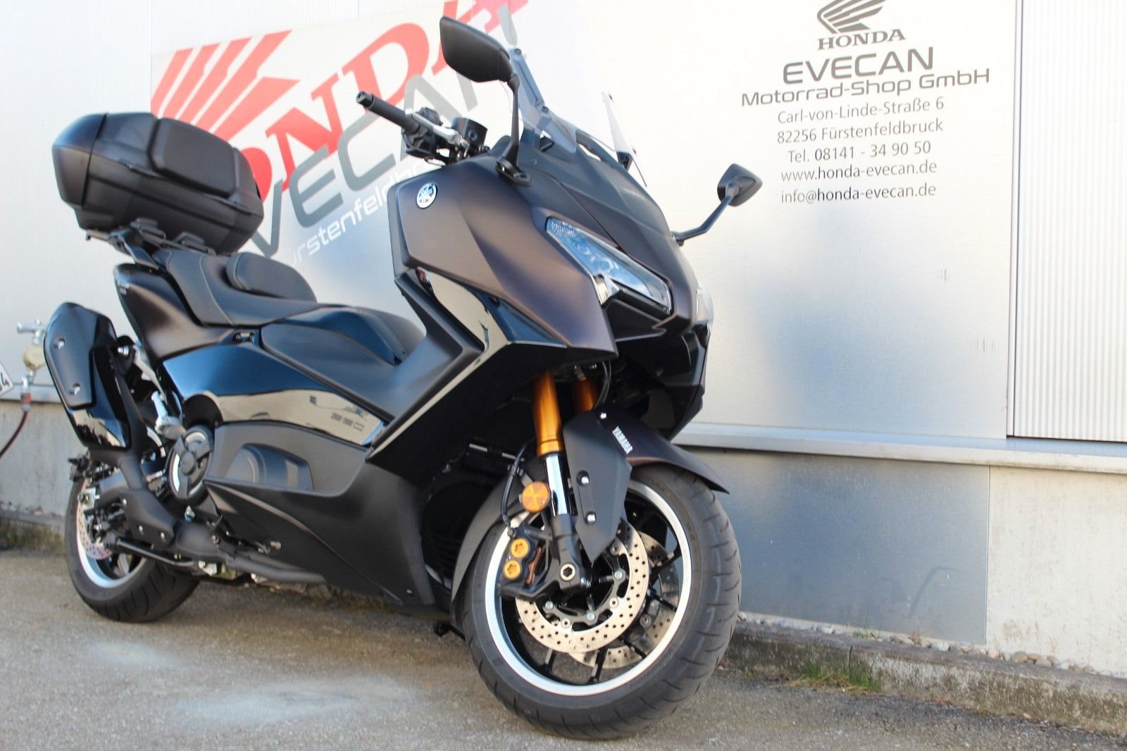 Yamaha TMAX Tech MAX