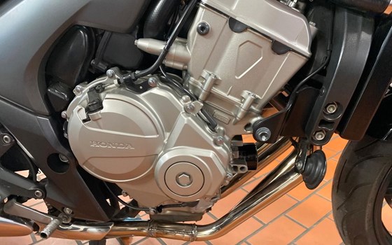 Gebrauchtmotorrad Honda CBF 600 S - Bild 7