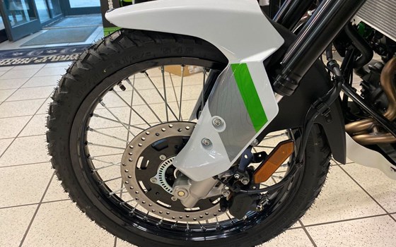 Neufahrzeug Kawasaki KLE500 SE - Bild 14