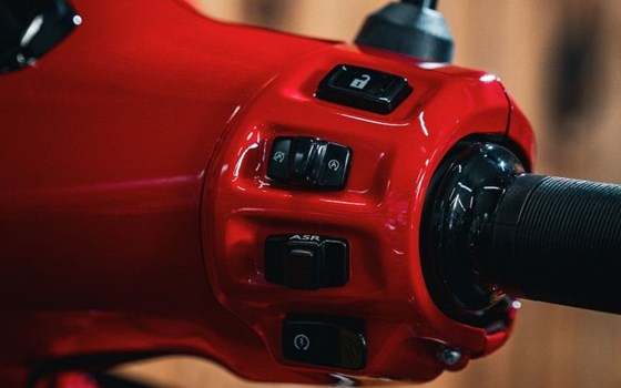 Neufahrzeug Vespa GTS 125 - Bild 13