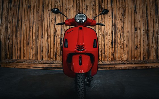 Neufahrzeug Vespa GTS 125 - Bild 3