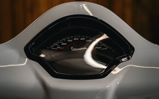 Neufahrzeug Vespa GTS 125 - Bild 11