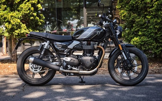 Gebrauchtmotorrad Triumph Speed Twin 900 - Bild 2