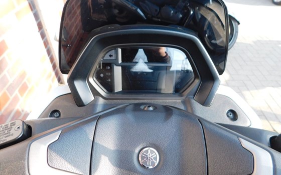 Gebrauchtmotorrad Yamaha NMAX 125 Tech MAX - Bild 13