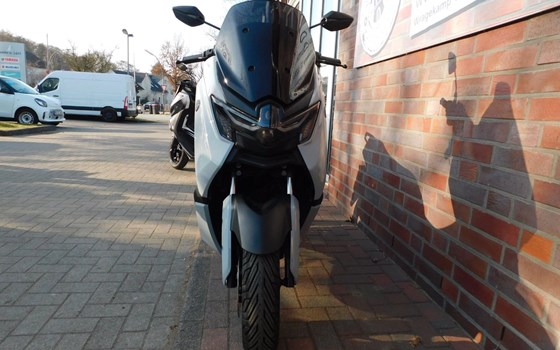 Gebrauchtmotorrad Yamaha NMAX 125 Tech MAX - Bild 3