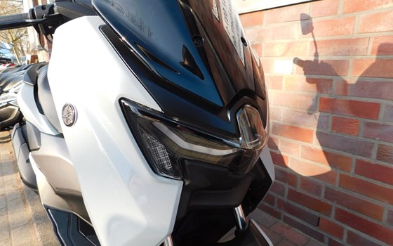 Gebrauchtmotorrad Yamaha NMAX 125 Tech MAX - Bild 5