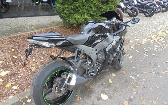 Gebrauchtmotorrad Kawasaki Ninja ZX-10R - Bild 12