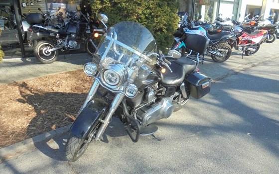 Gebrauchtmotorrad Harley-Davidson Dyna Switchback  FLD - Bild 4