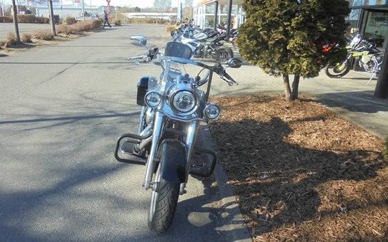 Gebrauchtmotorrad Harley-Davidson Dyna Switchback  FLD - Bild 8