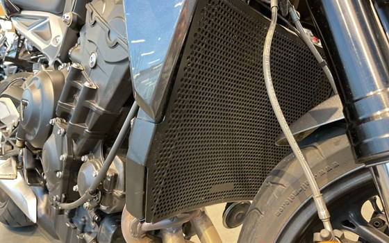 Gebrauchtmotorrad Triumph Street Triple R - Bild 13