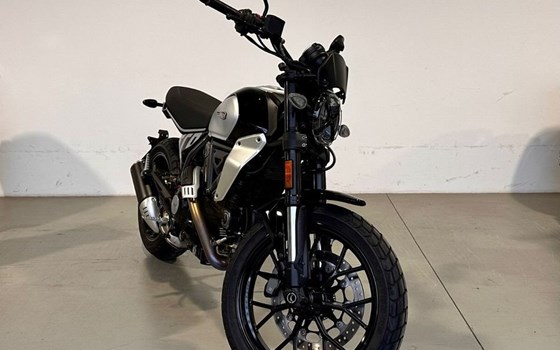 Gebrauchtmotorrad Ducati Scrambler Icon - Bild 2