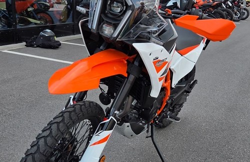 Neumotorrad KTM 390 Adventure R