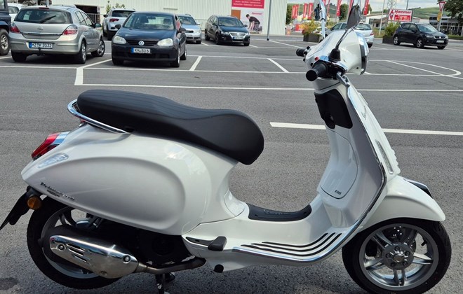Vespa Primavera 125