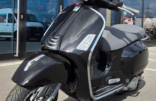 Neumotorrad Vespa GTS 125