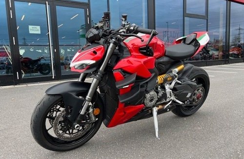 Gebrauchtmotorrad Ducati Streetfighter V2