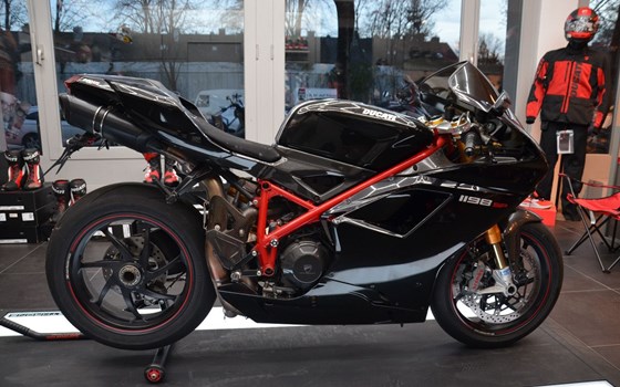 Gebrauchtmotorrad Ducati 1198 SP - Bild 2