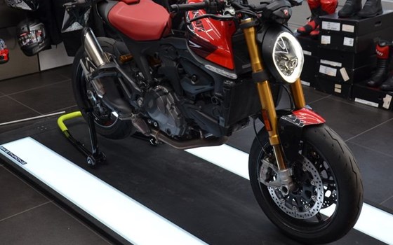 Gebrauchtmotorrad Ducati Monster SP - Bild 3