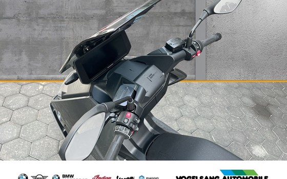 Gebrauchtmotorrad BMW CE 04 - Bild 7