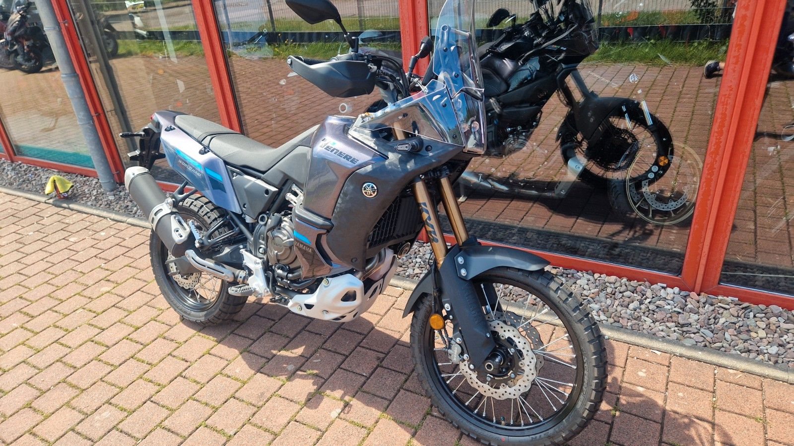 Yamaha Tenere 700 World Raid<br />Akra