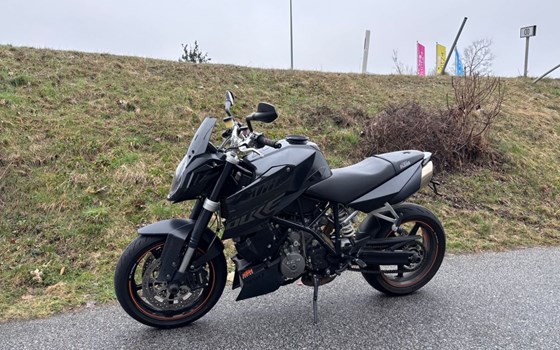 Gebrauchtmotorrad KTM 990 Super Duke - Bild 3