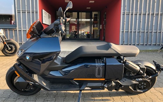 Gebrauchtmotorrad BMW CE 04 - Bild 1