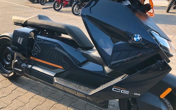 Gebrauchtmotorrad BMW CE 04 - Bild 12