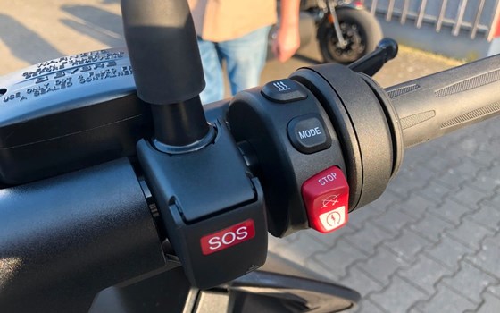 Gebrauchtmotorrad BMW CE 04 - Bild 18