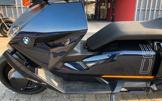 Gebrauchtmotorrad BMW CE 04 - Bild 4