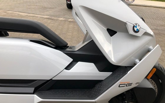 Gebrauchtmotorrad BMW CE 04 - Bild 14