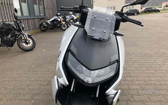 Gebrauchtmotorrad BMW CE 04 - Bild 18