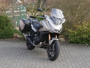 Honda NT1100 DCT Electronic Suspension