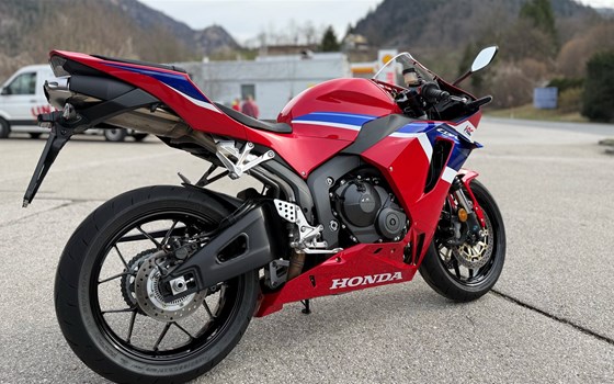 Gebrauchtmotorrad Honda CBR600RR - Bild 3