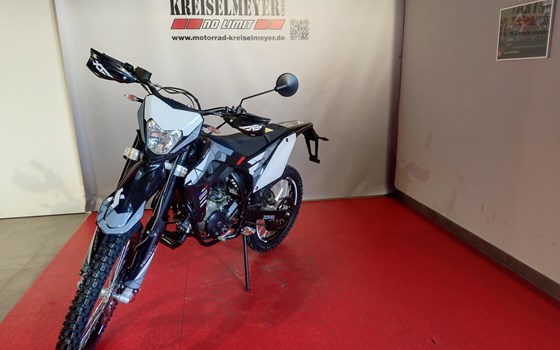 Neufahrzeug Peugeot XP6 Enduro R - Bild 3