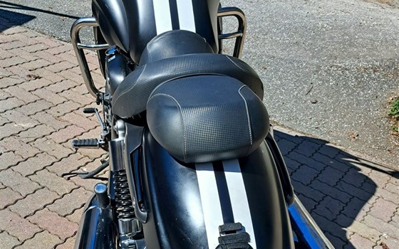 Gebrauchtmotorrad Triumph Rocket III Roadster - Bild 2