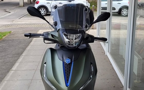 Neufahrzeug Piaggio Beverly 400 S - Bild 5