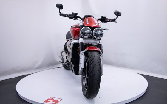 Gebrauchtmotorrad Triumph Rocket 3 R - Bild 2