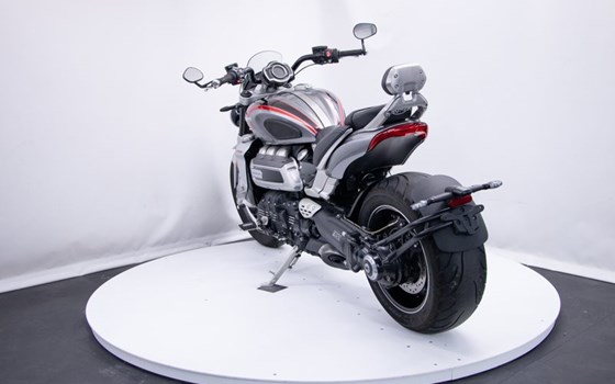 Gebrauchtmotorrad Triumph Rocket 3 GT - Bild 5