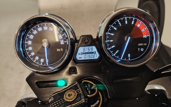 Gebrauchtmotorrad Yamaha XJR 1300 - Bild 2