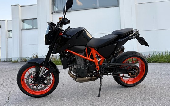Gebrauchtmotorrad KTM 690 Duke R - Bild 11
