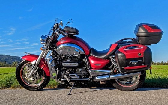 Gebrauchtmotorrad Triumph Rocket III - Bild 4