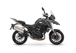 Neumotorrad Benelli TRK 702