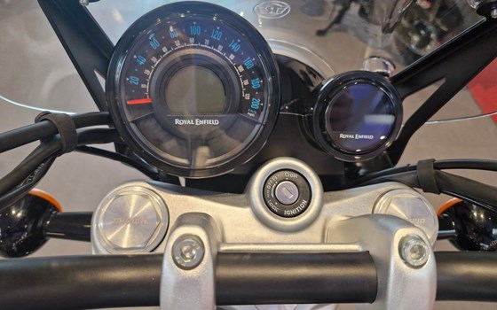 Neufahrzeug Royal Enfield Super Meteor 650 - Bild 11