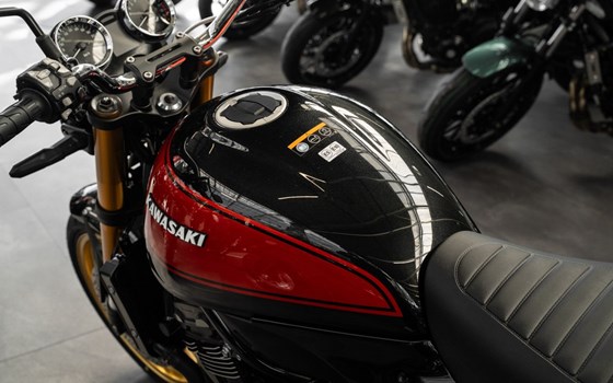 Neufahrzeug Kawasaki Z900 RS SE - Bild 16