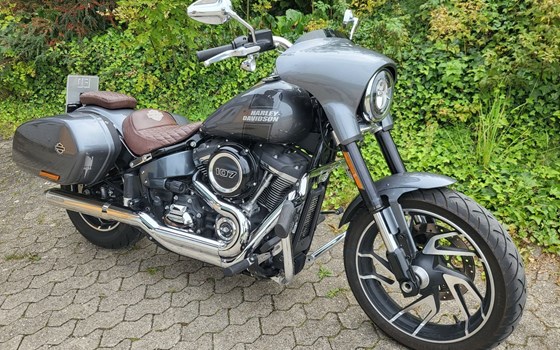 Gebrauchtmotorrad Harley-Davidson Softail Sport Glide FLSB - Bild 4