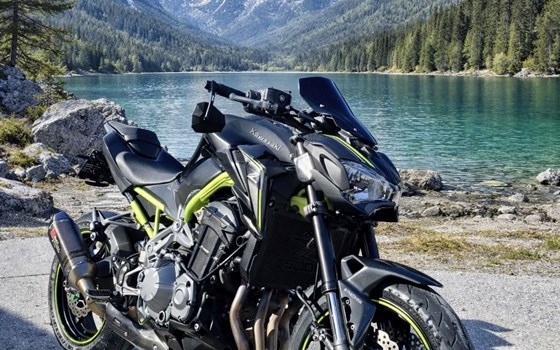 Gebrauchtmotorrad Kawasaki Z900 - Bild 1