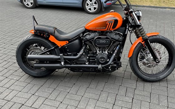 Gebrauchtmotorrad Harley-Davidson Dyna Street Bob FXDB - Bild 1